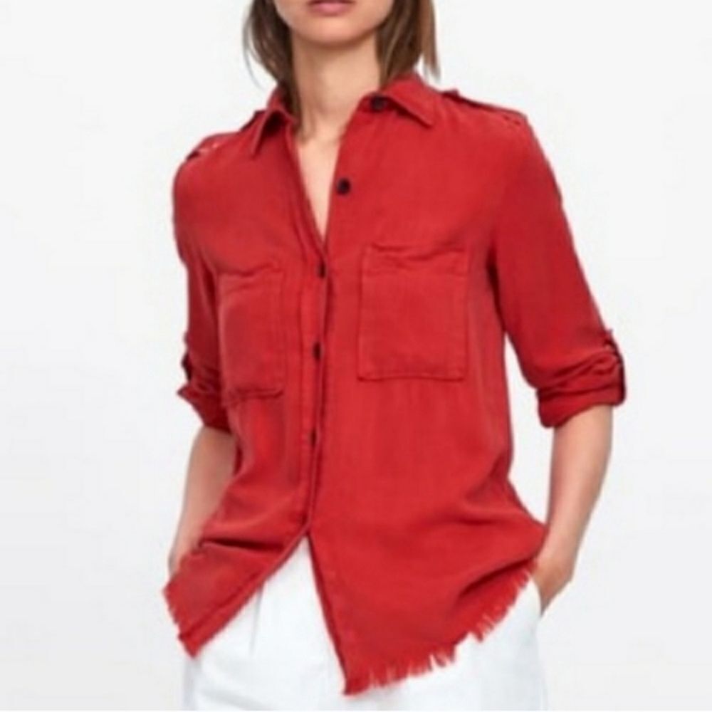 Zara Long Sleeve Button-Up Raw Hem Top sz Lg